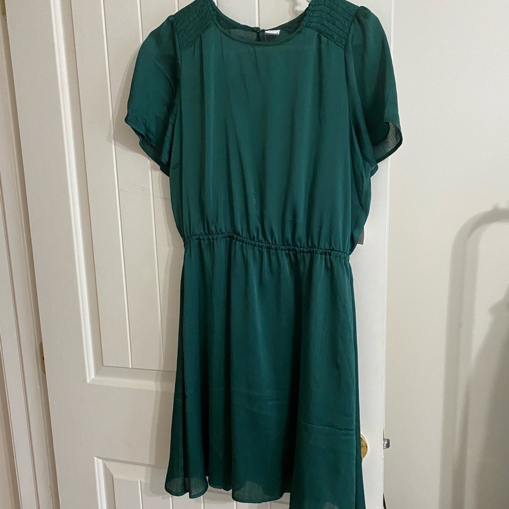Old navy dress.  Medium.